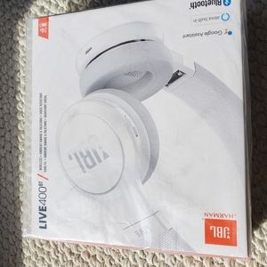 JBL 400bt Headphones